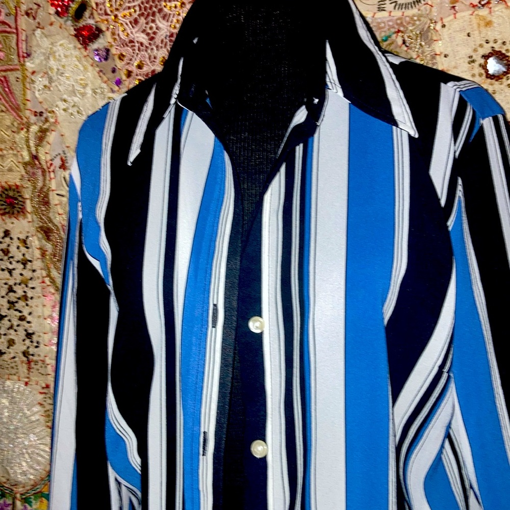 100% Polyester 5 Button, Sheer Designer Blouse - image 2